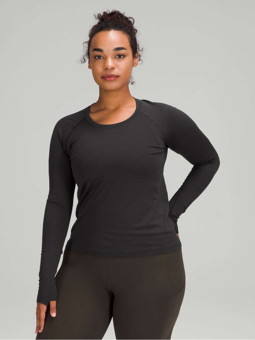 Lululemon /// Women’s Swiftly Tech Long Sleeve 2.0 *Race Length - Size 14
